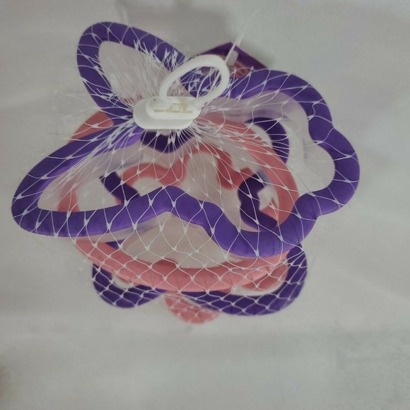 Wilton Easter 4 Piece Grippy Cutter Set Bunny Flower Egg Butterfly New -121530 - Picture 3 of 4